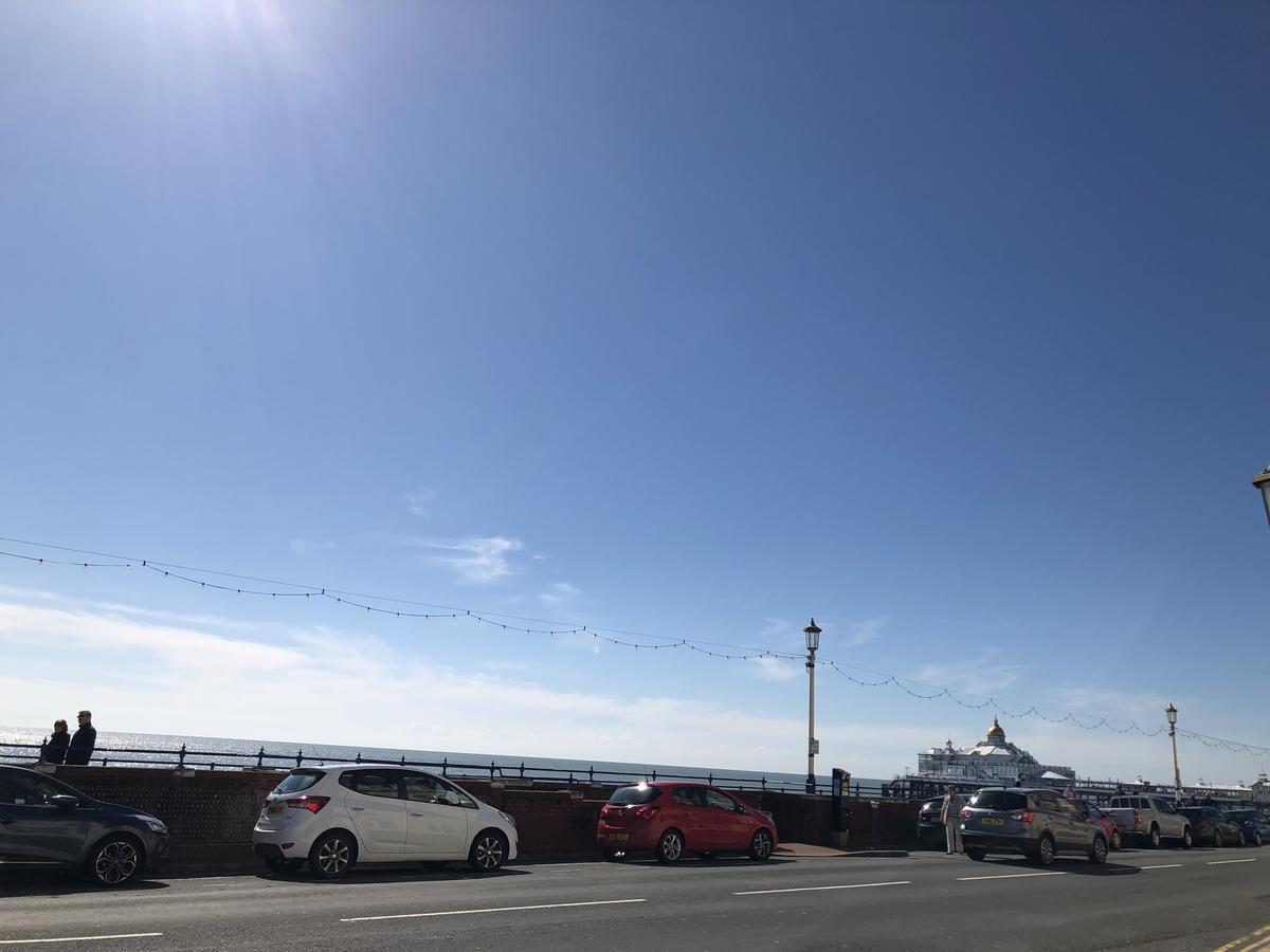 イーストボーンリビエラホテル エクステリア 写真